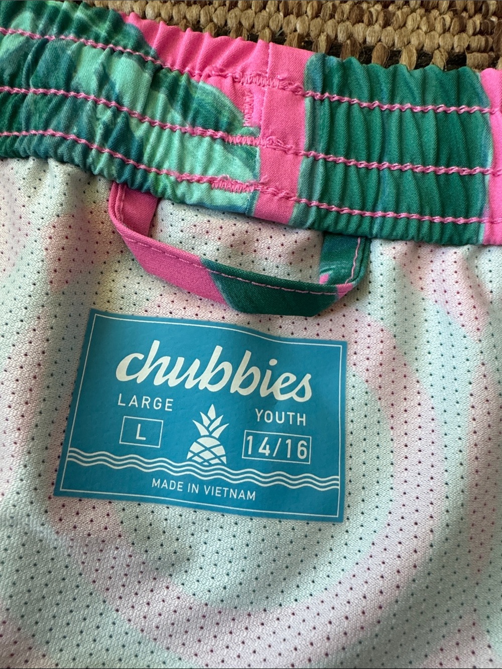CHUBBIES Birds Of Paradise Boys Swim Trunks Size Youth Large (14/16) - Picture 4 of 5